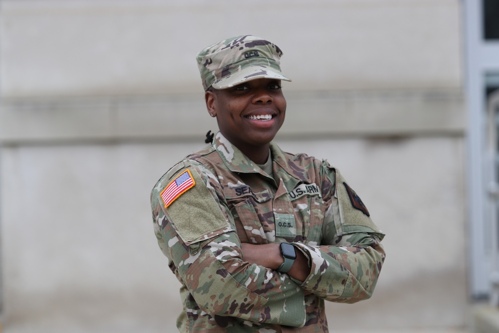 DVIDS Images Female D.C. Army National Guard Soldier Achieves