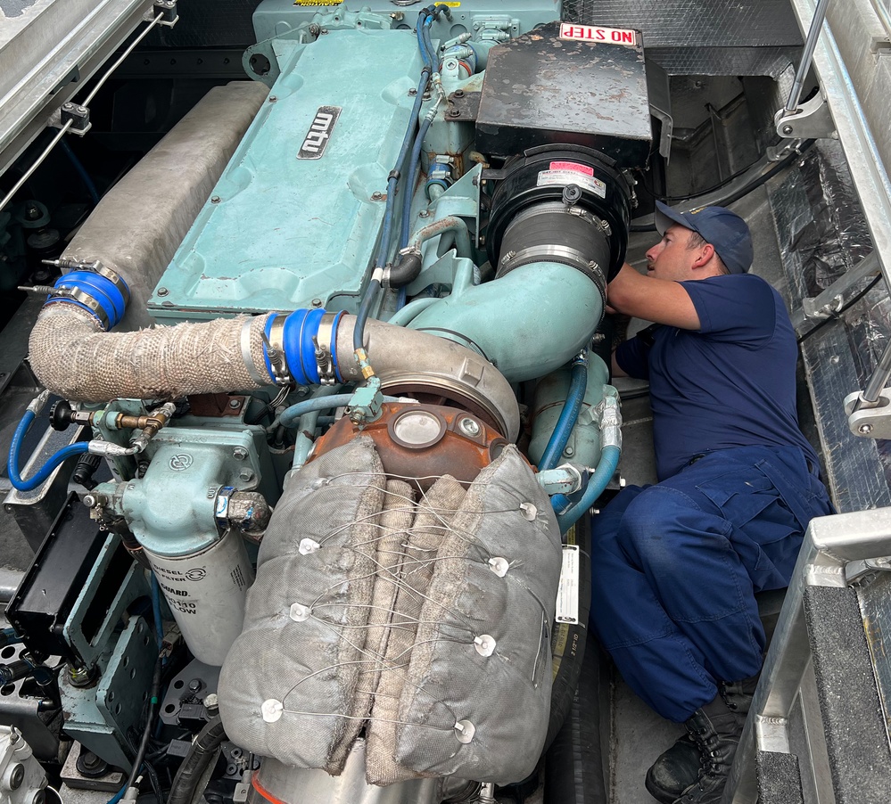 U.S. Coast Guard Station Marathon personnel conduct maintenance