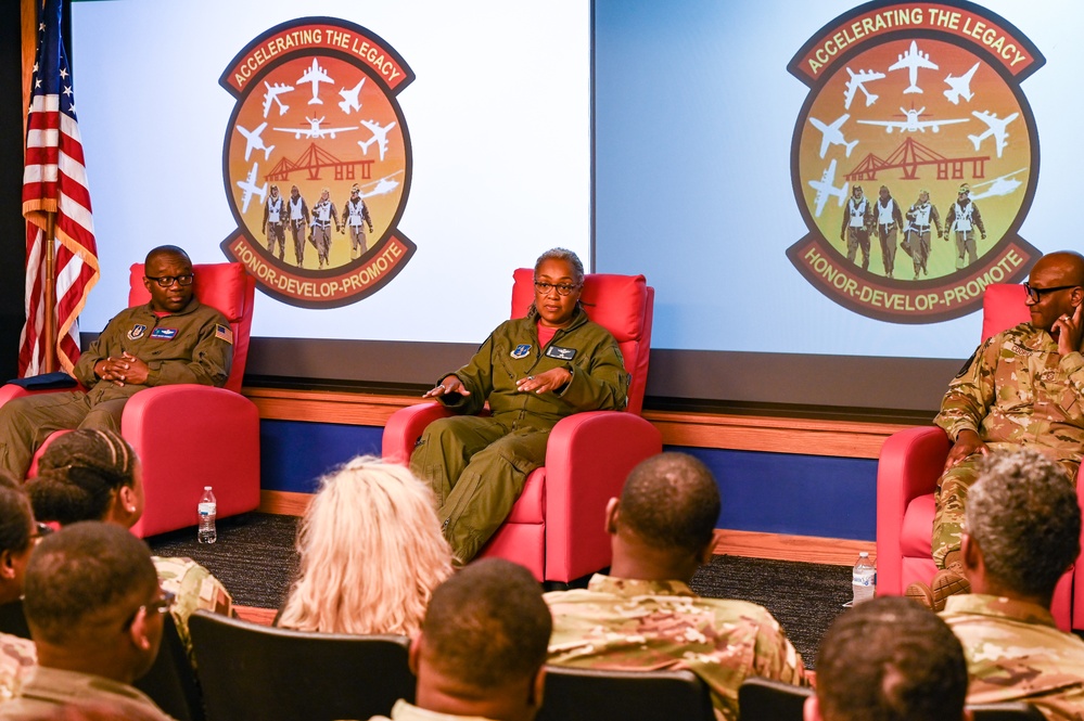 165th Airlift Wing Aircrew Attend Accelerating the Legacy Event