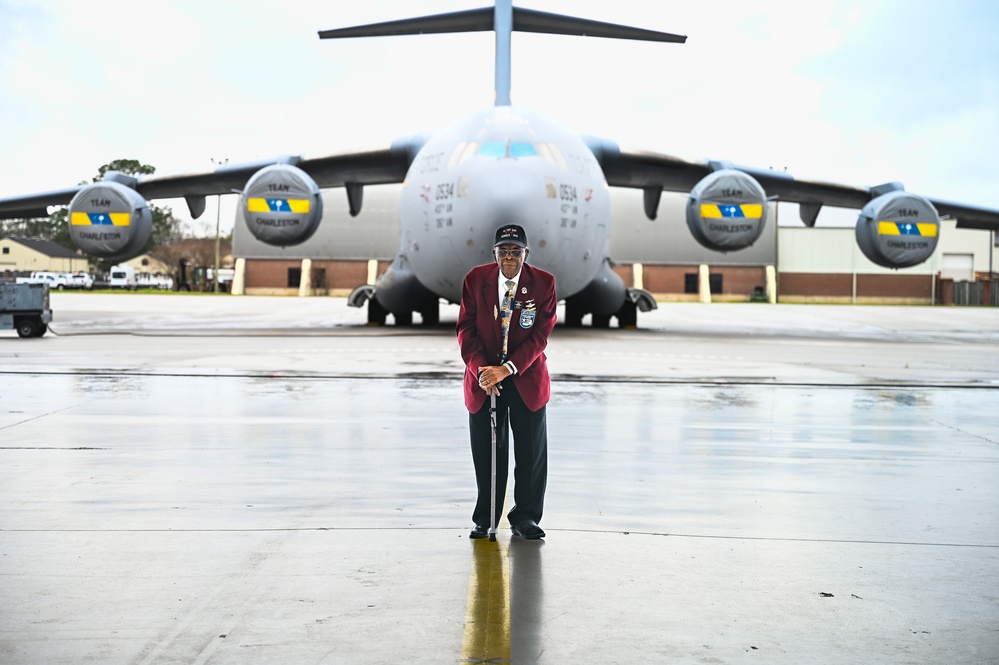 165th Airlift Wing Aircrew Attend Accelerating the Legacy Event