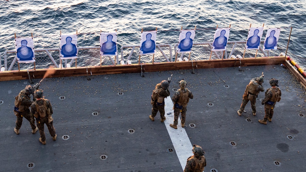 BLT 1/4 conducts live fire drills aboard U.S.S. America.