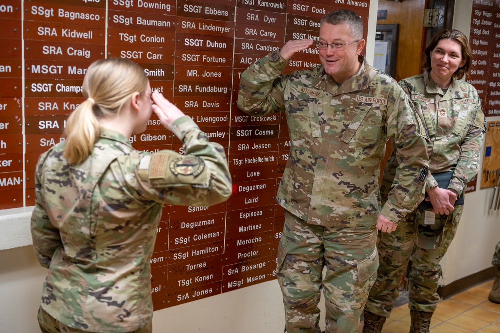 Chief of Chaplains visits Osan