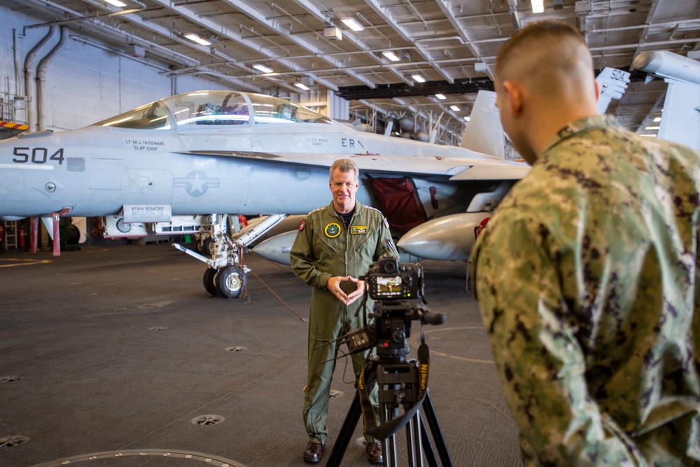 Admiral Paparo Visits Nimitz