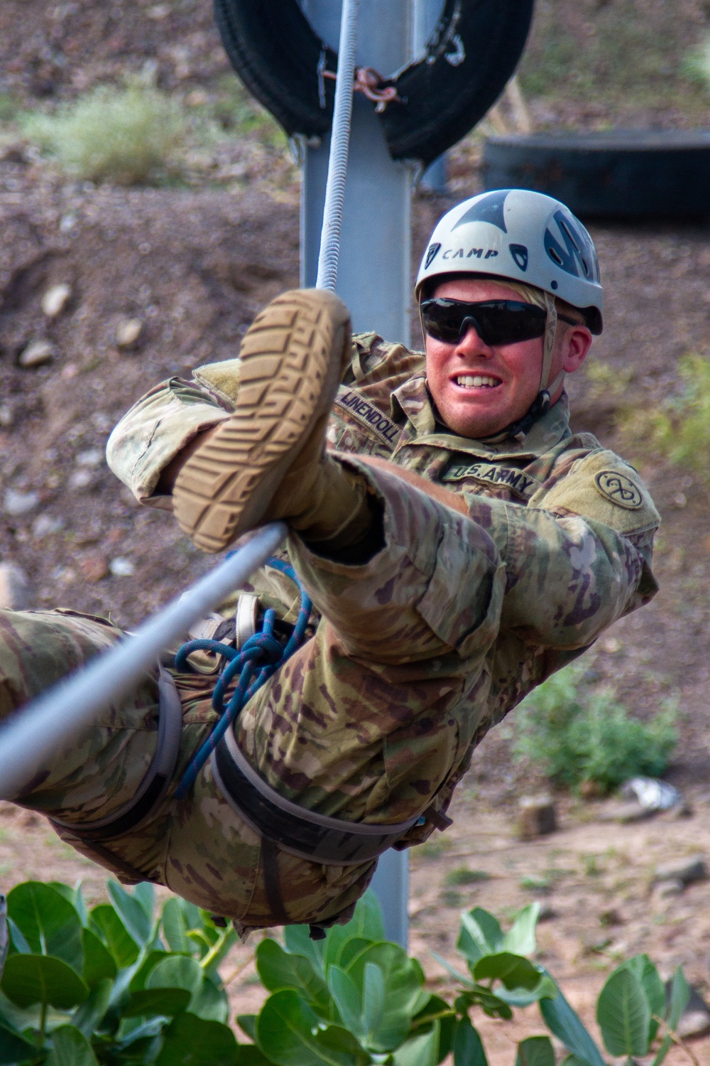 U.S. Service Members deployed to Horn of Africa complete grueling French Desert Commando Course