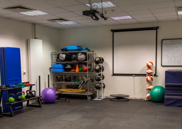 Strength in numbers: group physical therapy