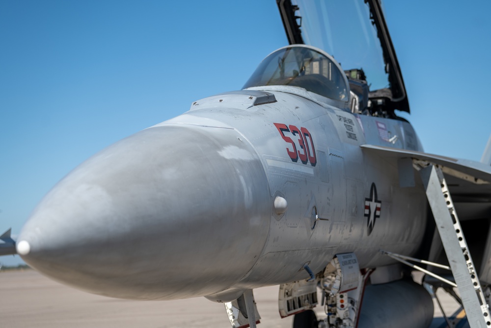 EA-18G Growlers arrive at MacDill AFB