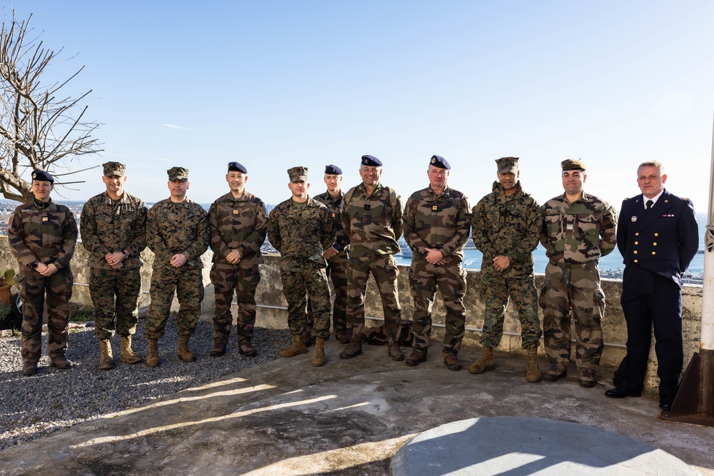 2d MARDIV CG Visits Marines, Sailors and NATO Allies