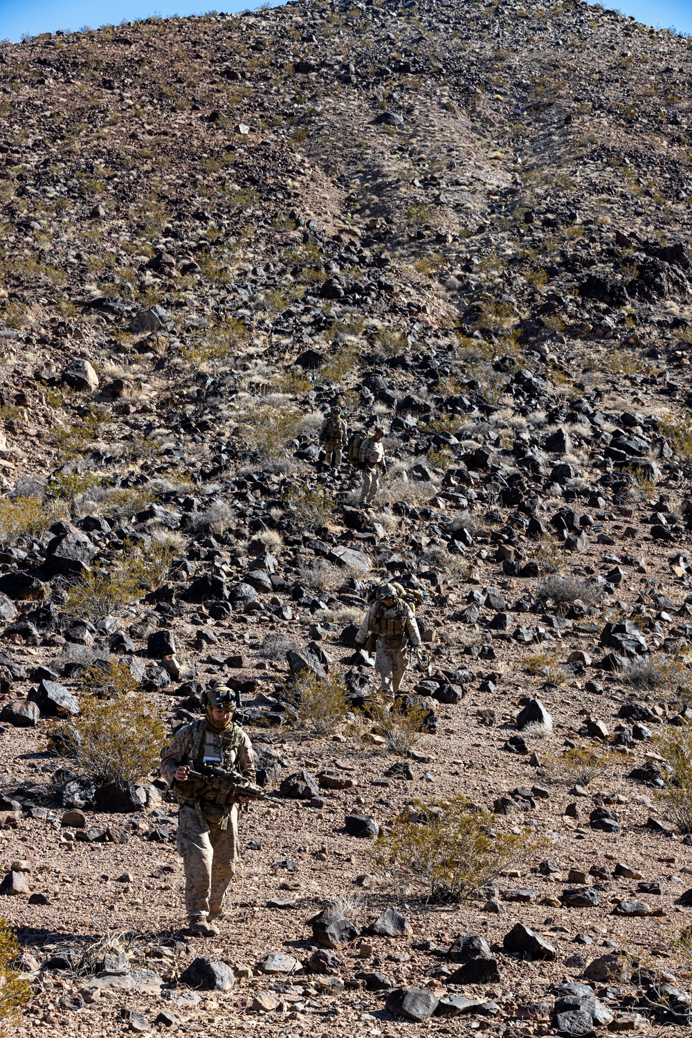 Recon Marines fire Switchblade 3000’s