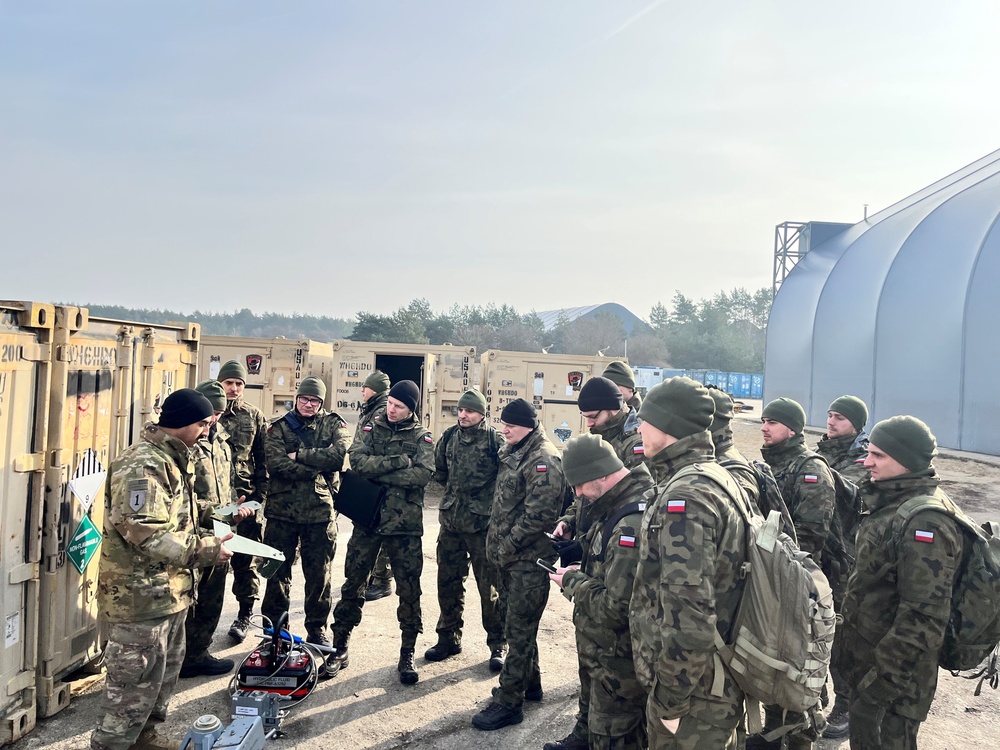3-6 Air Calvary Squadron Leadership discuss the future of Polish Aviation
