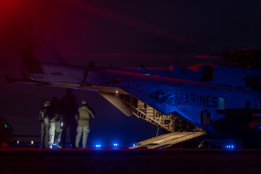 Reconnaissance Marines load Utility Task Vehicle during GRC