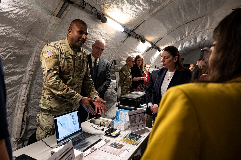 Army Medical Development Teams Demonstrate Latest Tech During Eisenhower School Visit