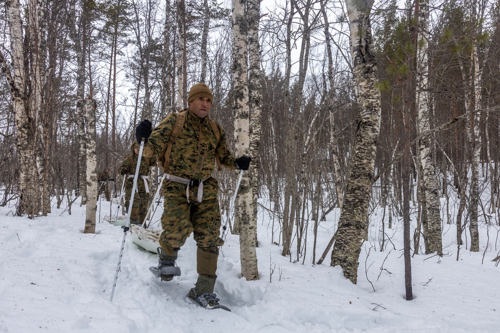 CLR-2 and CLB-2 Leadership Participate in Survival Training