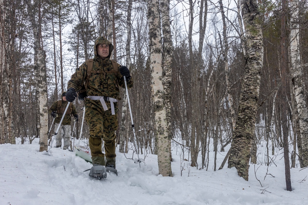 CLR-2 and CLB-2 Leadership Participate in Survival Training