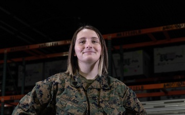 Pushed or Get Pushed: U.S. Marine from Texas reenlists in the Marine Corps