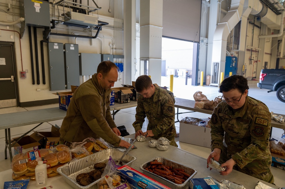 22nd Maintenance Group Burger Burn