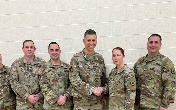 Combat medic puts her training to use at Lenexa armory