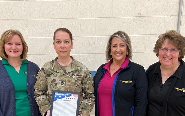 Combat medic puts her training to use at Lenexa armory