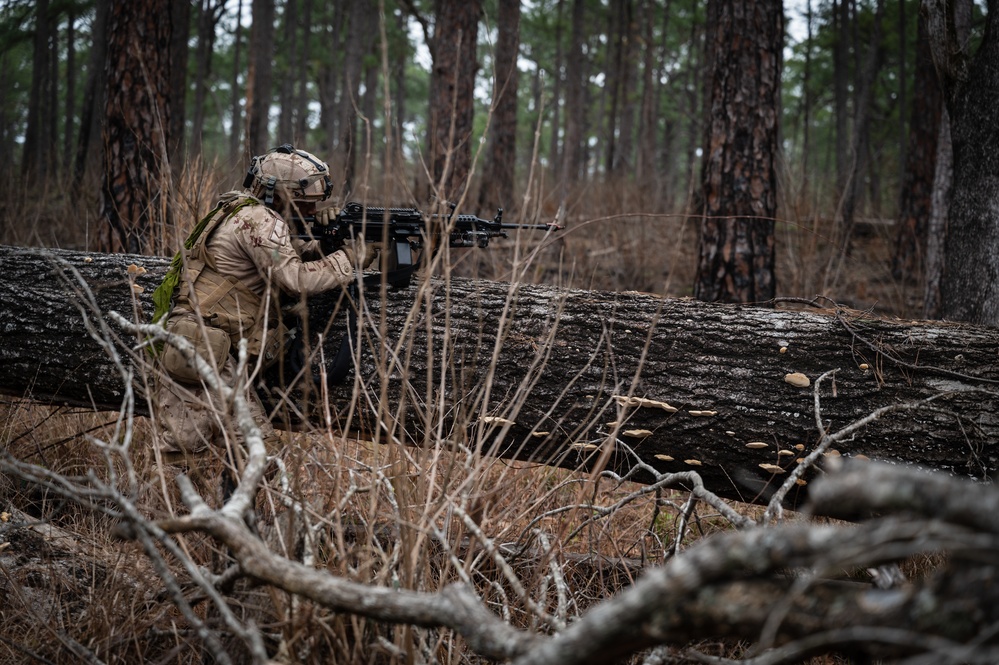 UAE and U.S. attack OPFOR in Tigerland during JRTC