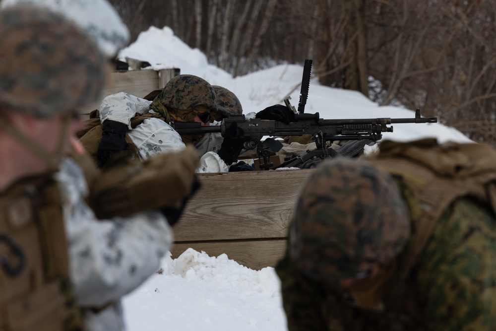 U.S. Marines with 2nd Landing Support Battalion Conduct Live Fire Machine Gun Range in Fort Drum