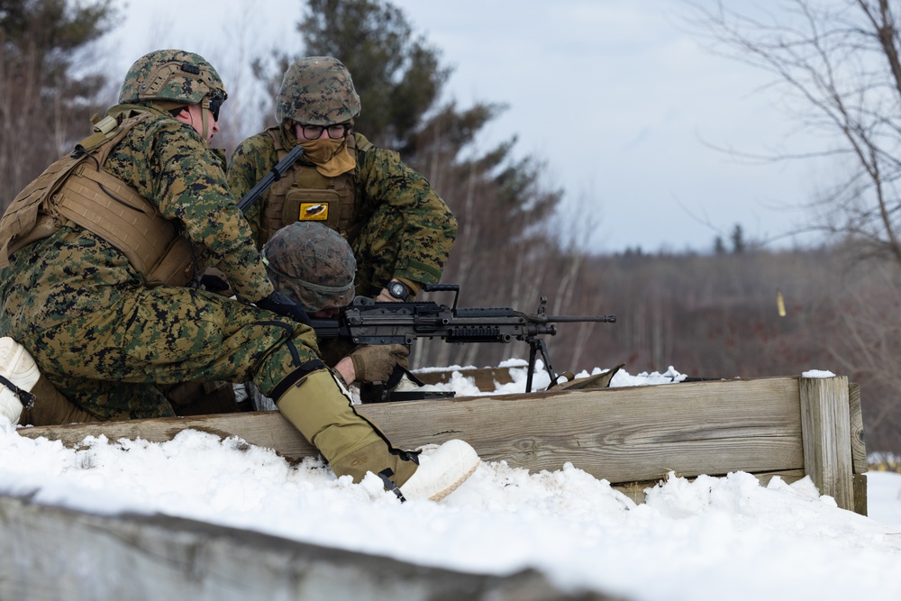 U.S. Marines with 2nd Landing Support Battalion Conduct Live Fire Machine Gun Range in Fort Drum