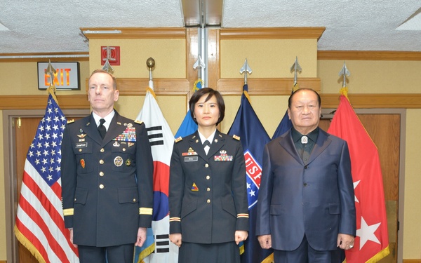 In Jan. 2014, Lt. Gen. Champoux and Dr. Park promoted Ryu to Major.