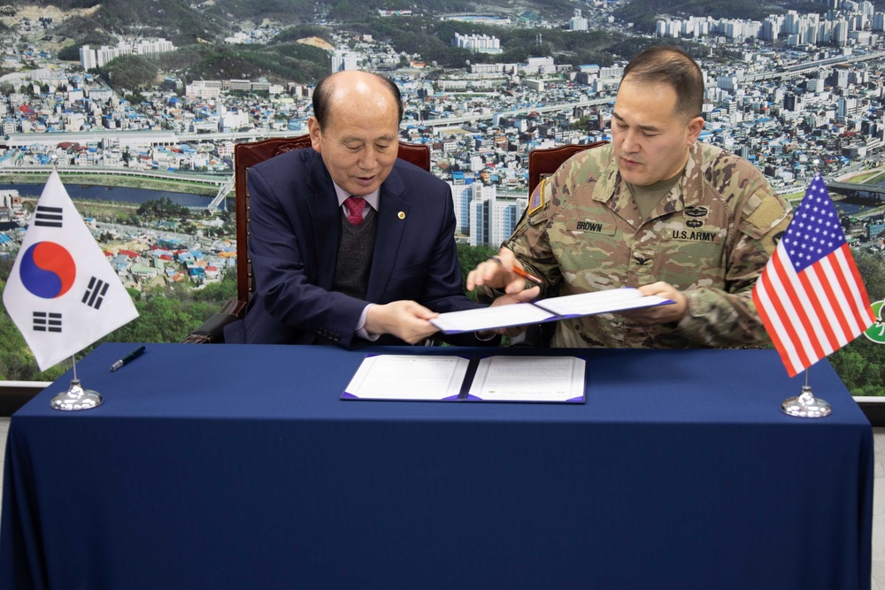 DDC Mou Signing