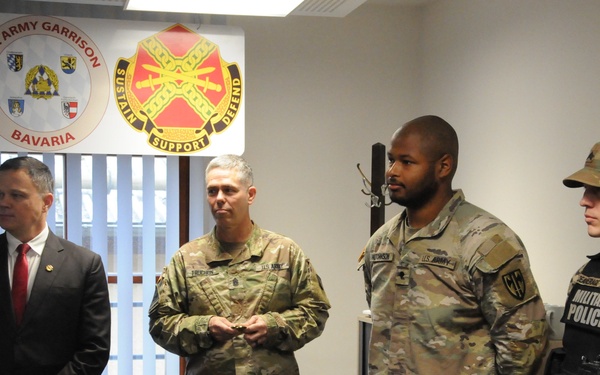 IMCOM-E recognizes excellence at Hohenfels