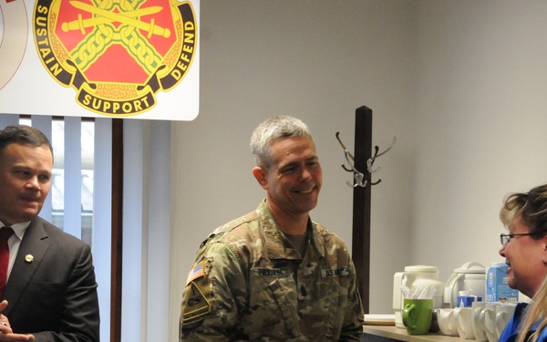 IMCOM-E recognizes excellence at Hohenfels