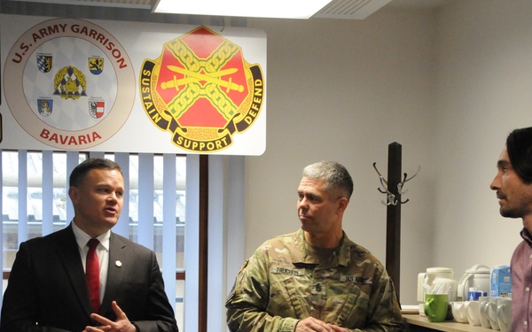 IMCOM-E recognizes excellence at Hohenfels