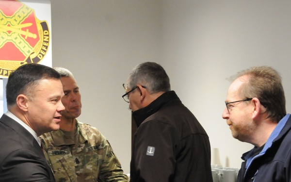 IMCOM-E recognizes excellence at Hohenfels