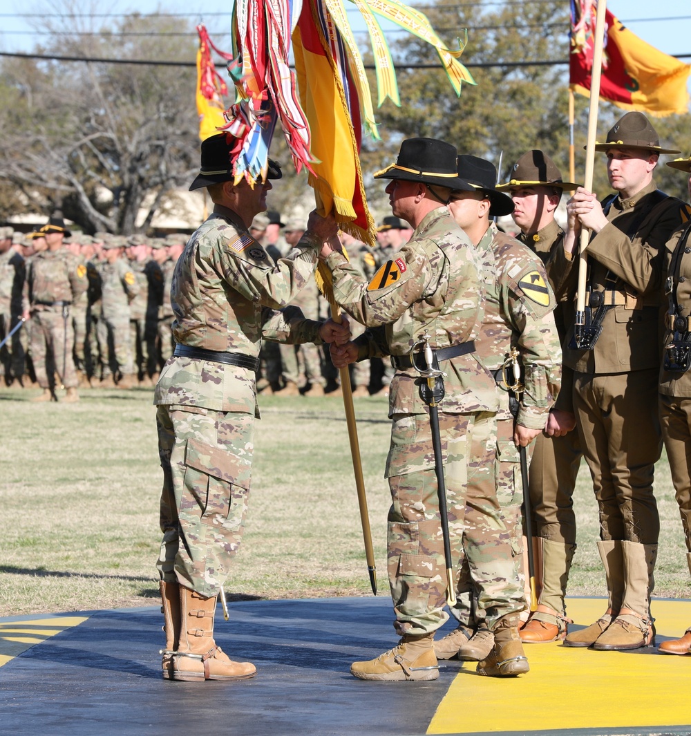 1st Cavalry Division Command Sergeant Major Relinquishes Responsibility