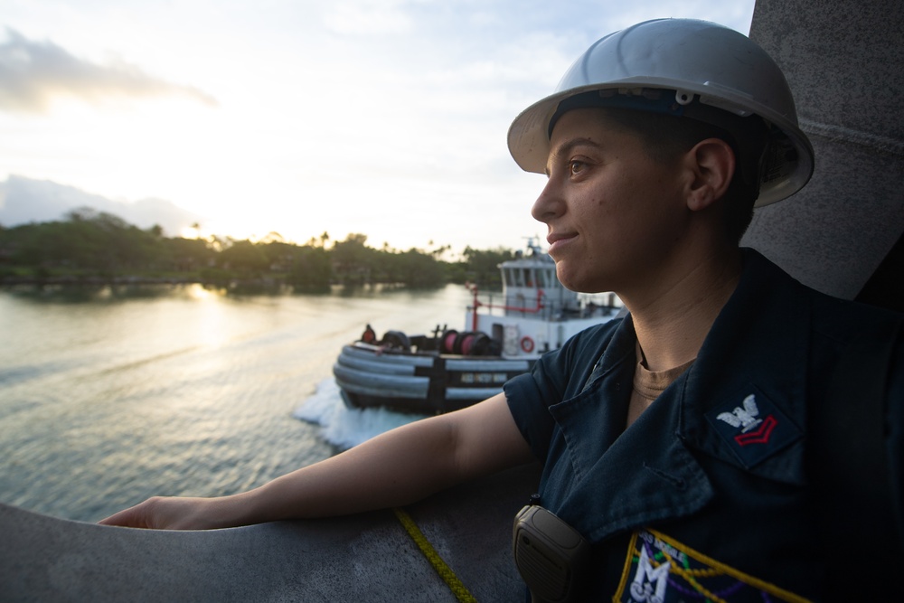 USS Mobile (LCS 26) Blue Crew Operates at Pearl Harbor