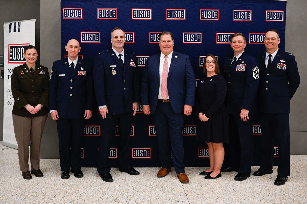 New USO airport center opens in KC International Airport