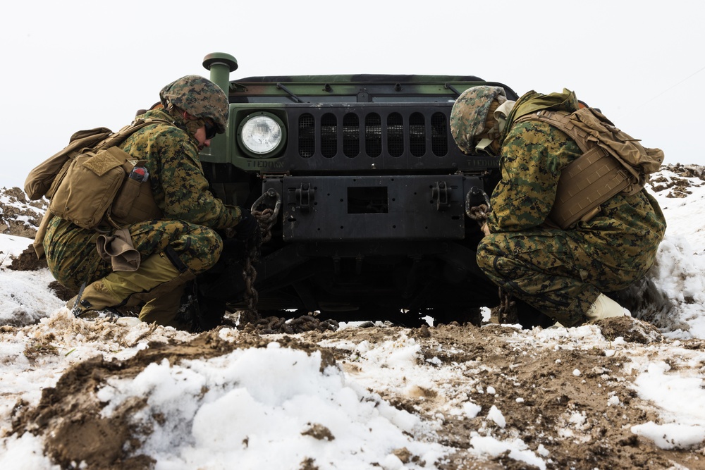 U.S. Marines with 2nd Landing Support Battalion Conduct  a Vehicle Recovery Exercise in Fort Drum