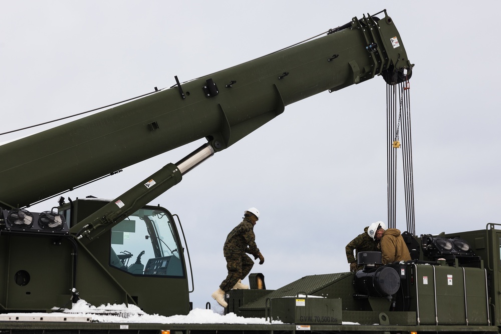 U.S. Marines with 2nd Landing Support Battalion Conduct  a Vehicle Recovery Exercise in Fort Drum