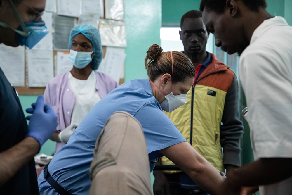 U.S., Senegal medical professionals work together in the Emergency Room during MEDREX