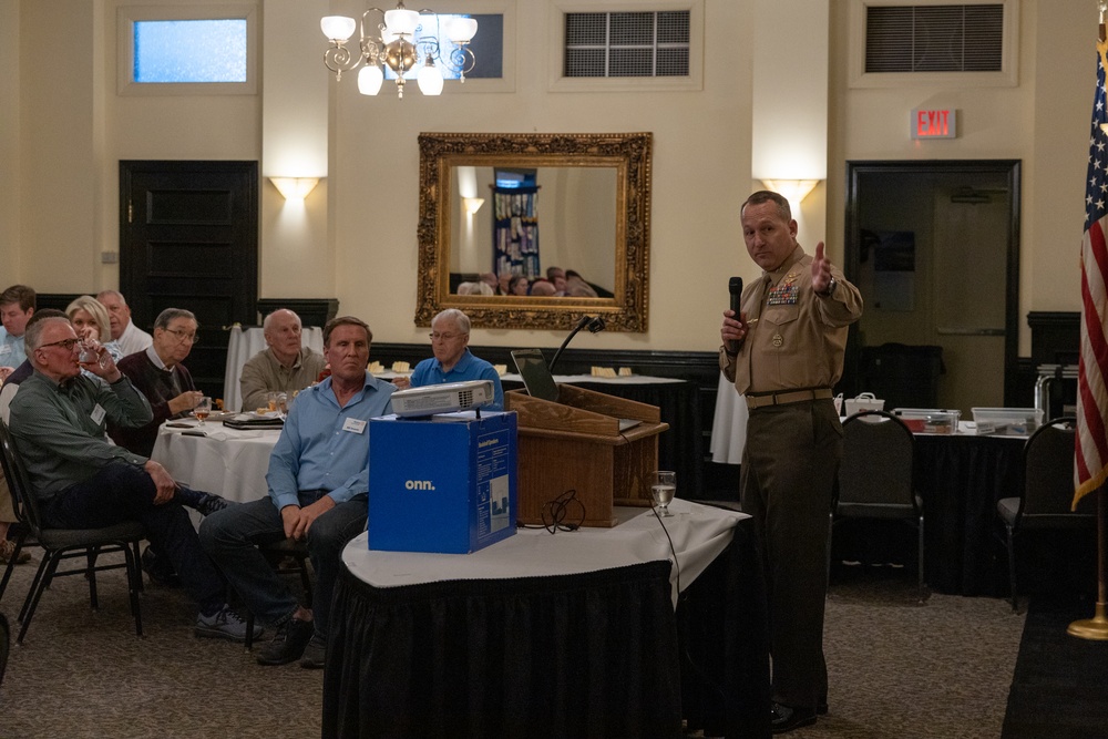 Commanding General of 2nd MAW speaks to the New Bern Rotary Club