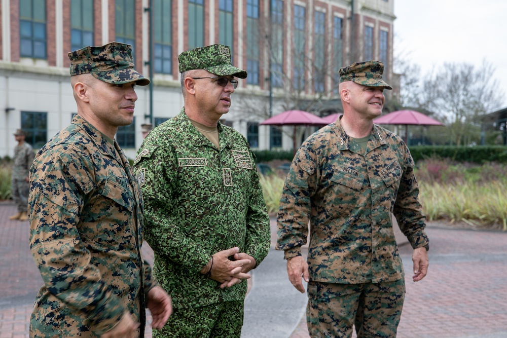 U.S. Marine Corps Forces, South welcomes the Commandant of the Colombian Marine Corps