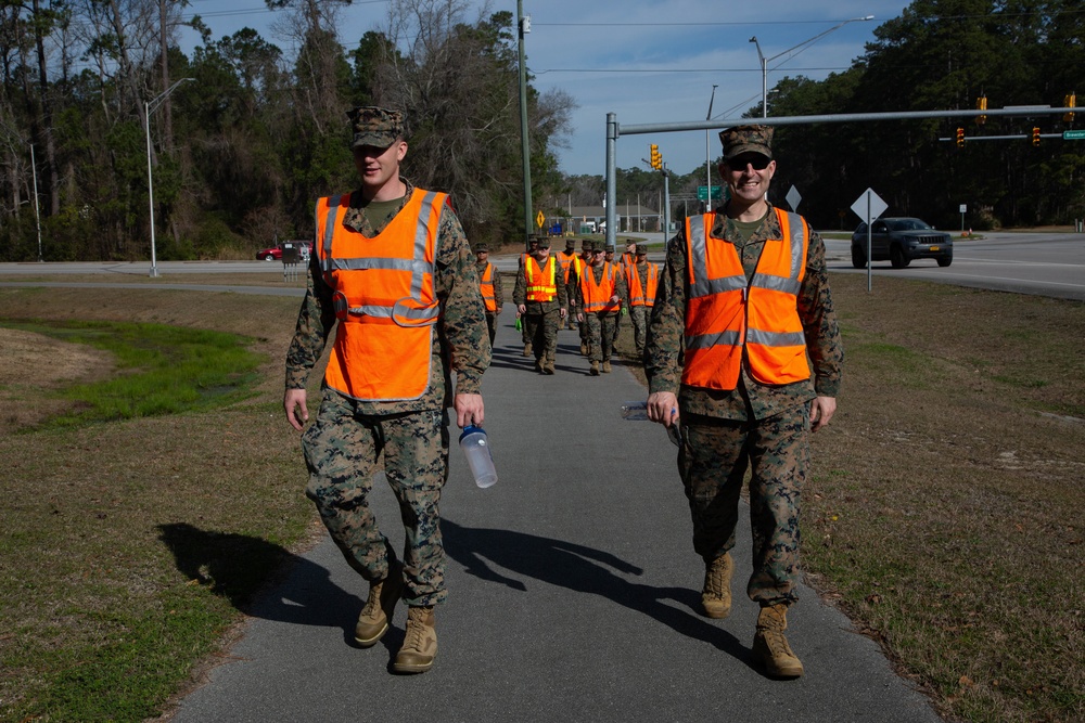 H&amp;S Battalion conducts a base clean-up on MCB Camp Lejeune