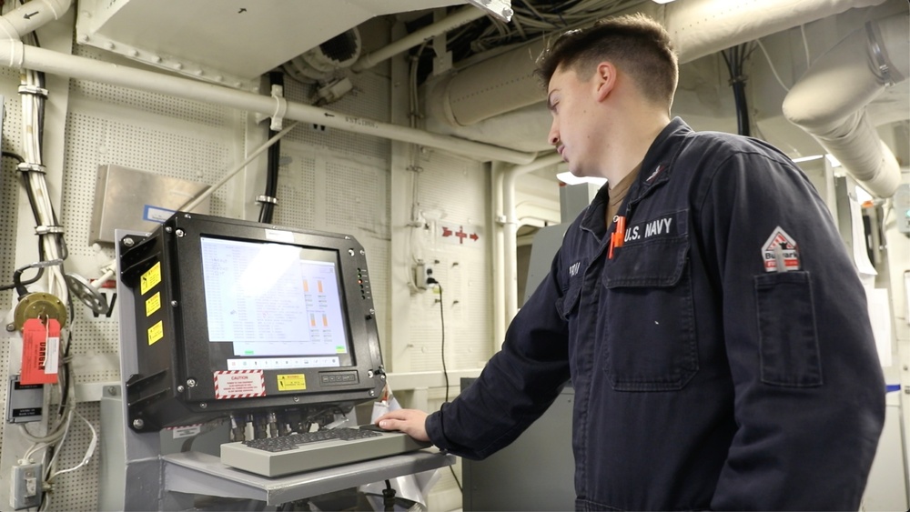 USS Sterett Conducts Engineering Reference and Training