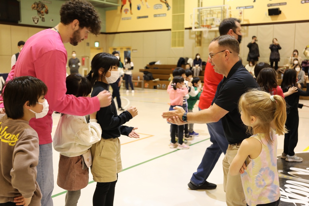 Cultural exchange event helps Camp Zama, Zama City children build fundamental relationship