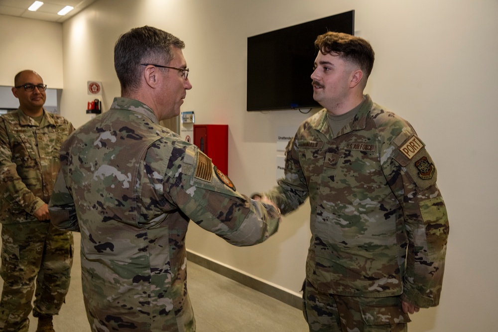 U.S. Air Force Expeditionary Center Commander visits Incirlik AB