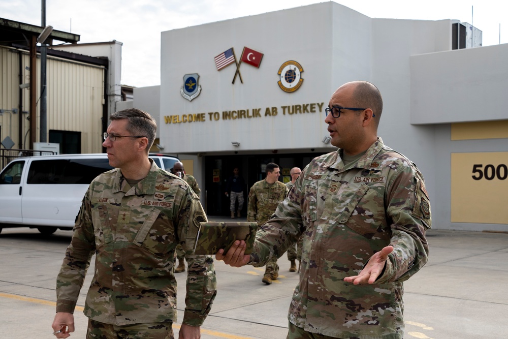 U.S. Air Force Expeditionary Center Commander visits Incirlik AB