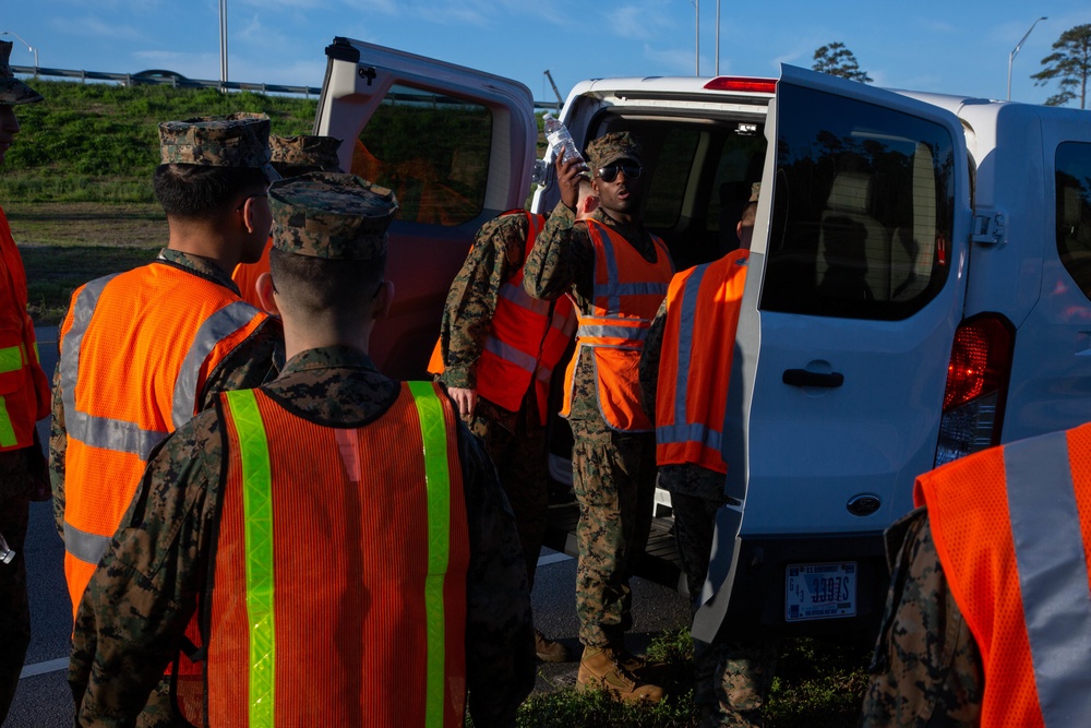 H&amp;S Battalion conducts a base clean-up on MCB Camp Lejeune