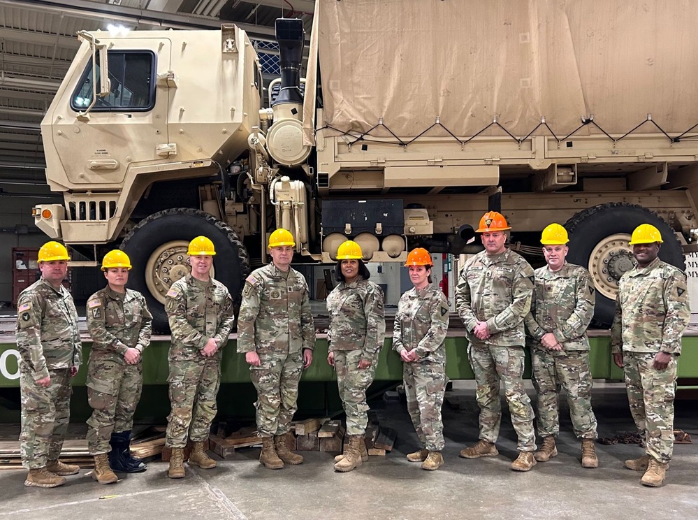 Brig. Gen. Wallace visits the 83rd U.S. ARRTC