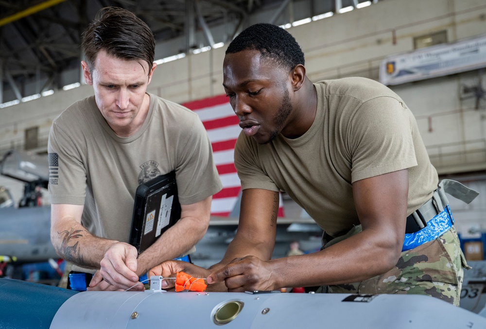 Blue battles Red in annual competition