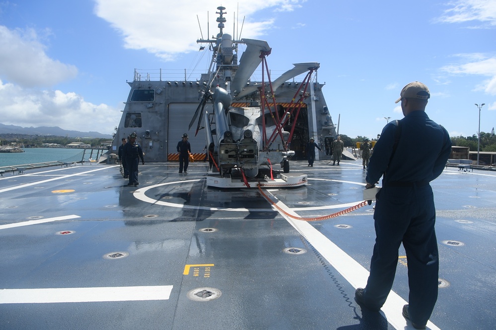 USS Mobile (LCS 26) Blue Crew Operates at Pearl Harbor