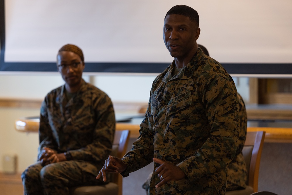 Montford Point Marine Association visits MCAS Beaufort