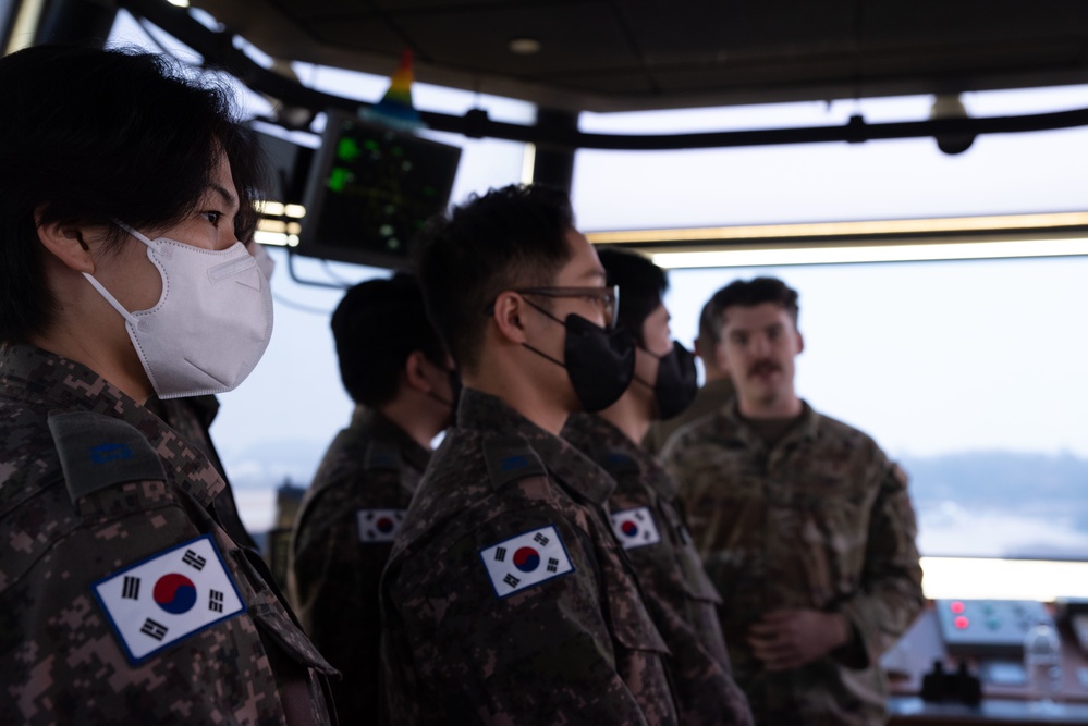 ROKAF Interpretation Officers in Training Tour Osan