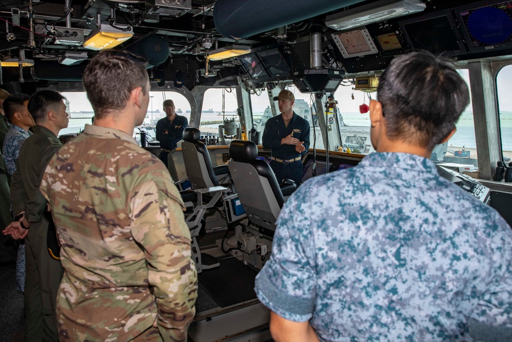 USS Charleston hosts ship tours